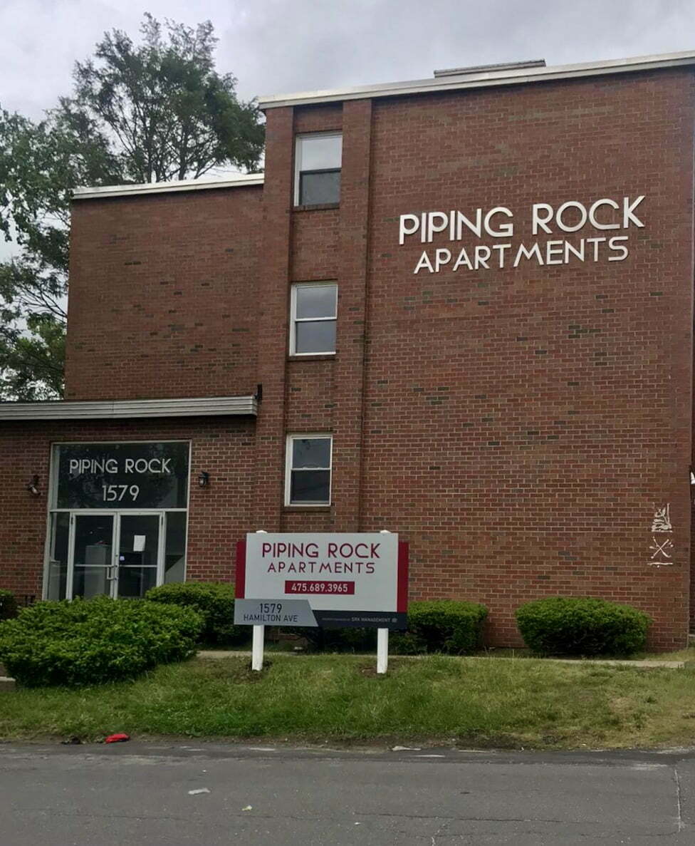 Piping Rock GT Signs NJ